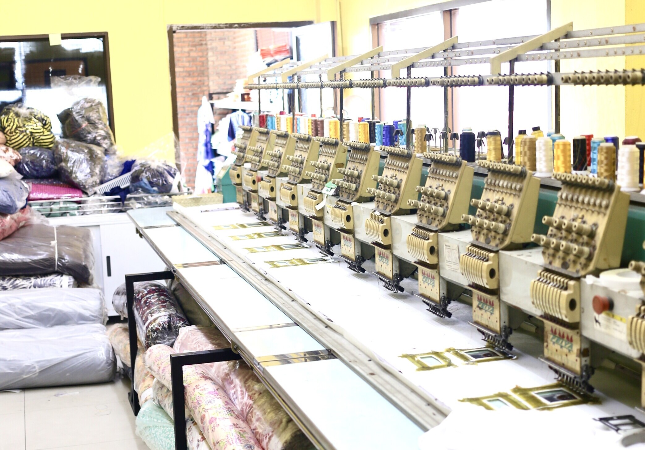 งานปักคอมพิวเตอร์